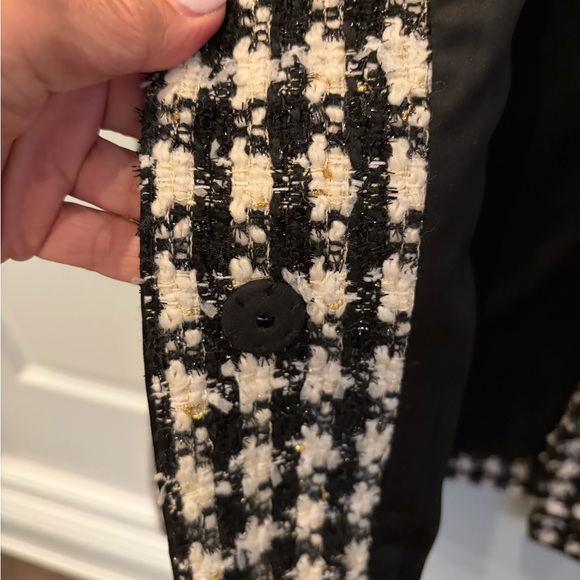 ALICE +OLIVIA Corwin Jacket - Picture 14 of 15